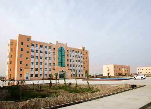 公司监理的泽普石油基地项目改造工程